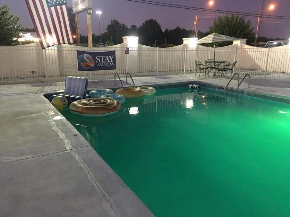 Stay Express Inn & Suites Demopolis Exterior foto